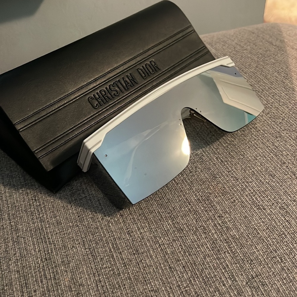 Christian Dior mirrored sunglass